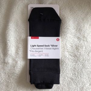 NWT Lululemon light speed socks